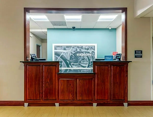 Hampton Inn Jefferson City at Capital Mall hotel detail image 3