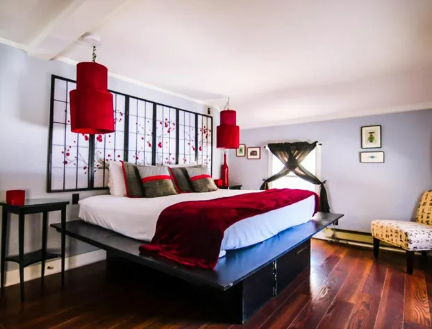 Admiral Peary Inn Bed & Breakfast hotel detail image 3