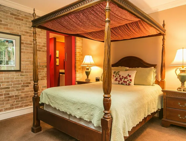 Hidden Garden Cottages & Suites hotel detail image 3