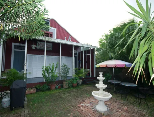 The Burgundy Bed and Breakfast hotel detail image 2