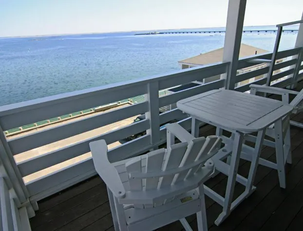 Anchor Inn Beach House hotel detail image 4