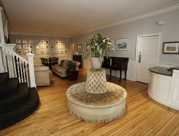 Anchor Inn Beach House hotel detail image 2