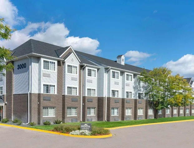 Microtel Inn & Suites by Wyndham Eagan/St Paul hotel detail image 1