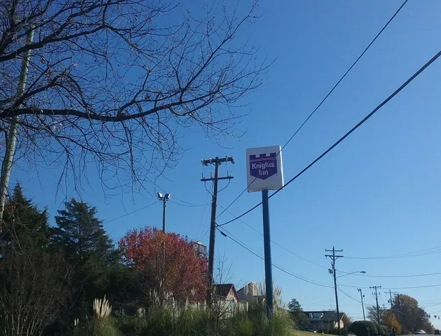 Knights Inn Burlington, NC hotel detail image 1