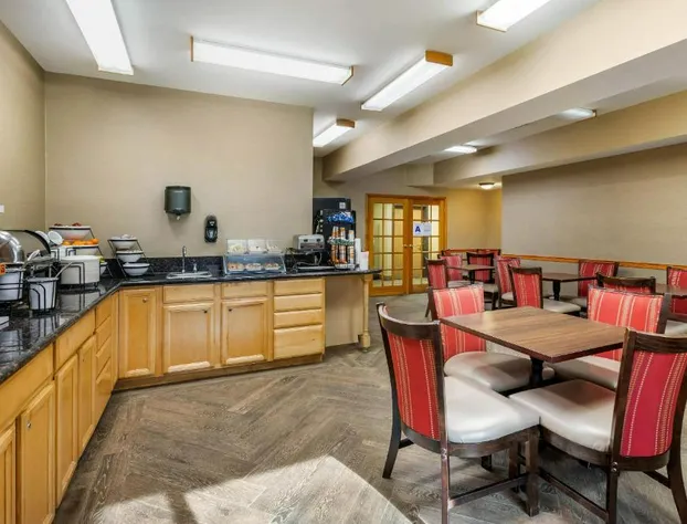 Comfort Inn & Suites Murrieta Temecula Wine Country hotel detail image 4