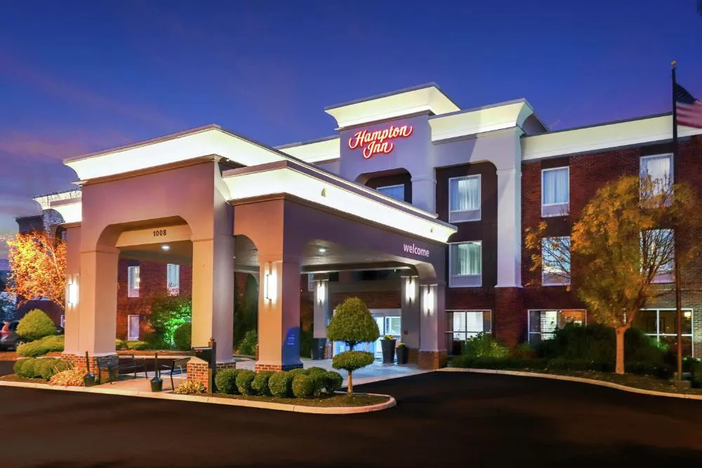 Hampton Inn Heath-Newark hotel hero