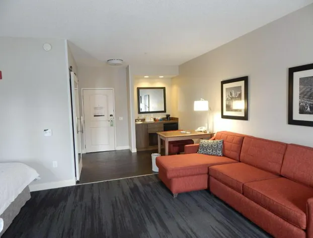 Hampton Inn Heath-Newark hotel detail image 1