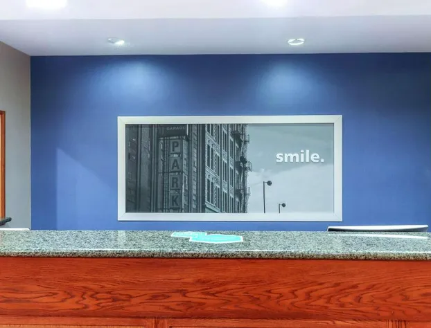 Hampton Inn Heath-Newark hotel detail image 3