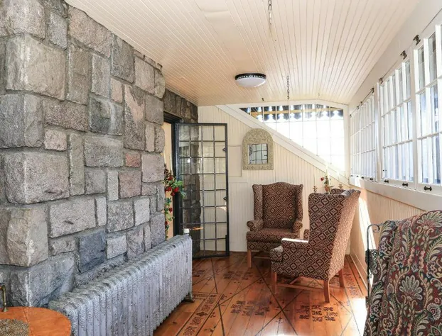 Stone Chalet B&B Inn and Event Center hotel detail image 4