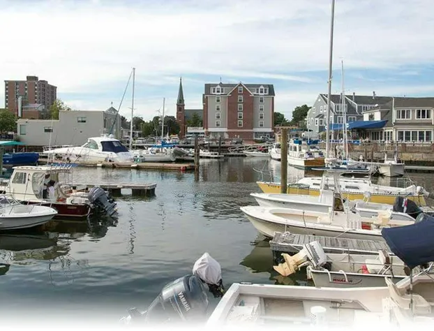 Salem Waterfront Hotel & Suites hotel detail image 3