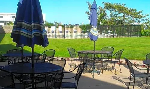 Surf & Sand Beach Motel hotel detail image 3