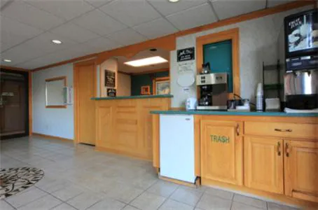 Sunrise Motel hotel detail image 4