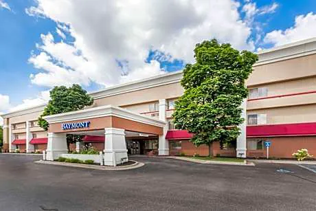 Baymont by Wyndham Grand Rapids Airport hotel detail image 3