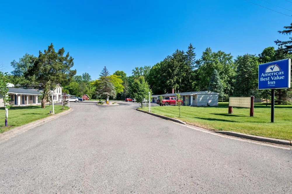 Americas Best Value Inn Jonesville Hillsdale hotel hero