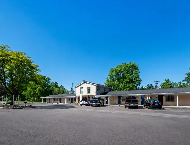 Americas Best Value Inn Jonesville Hillsdale hotel detail image 2