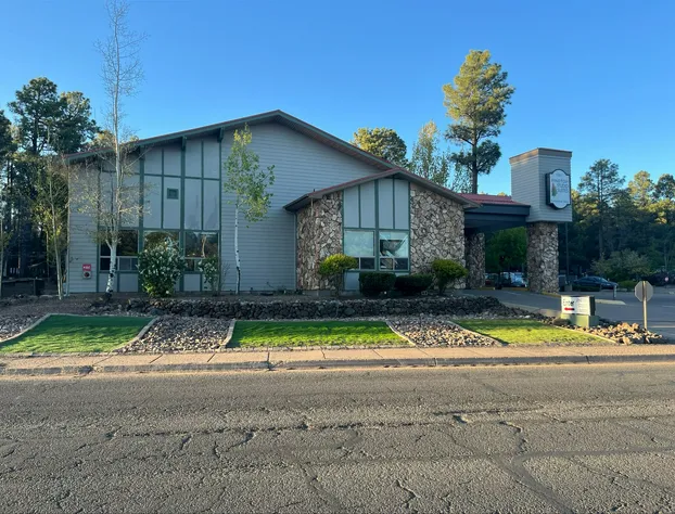 Pinetop Studio Suites hotel detail image 3
