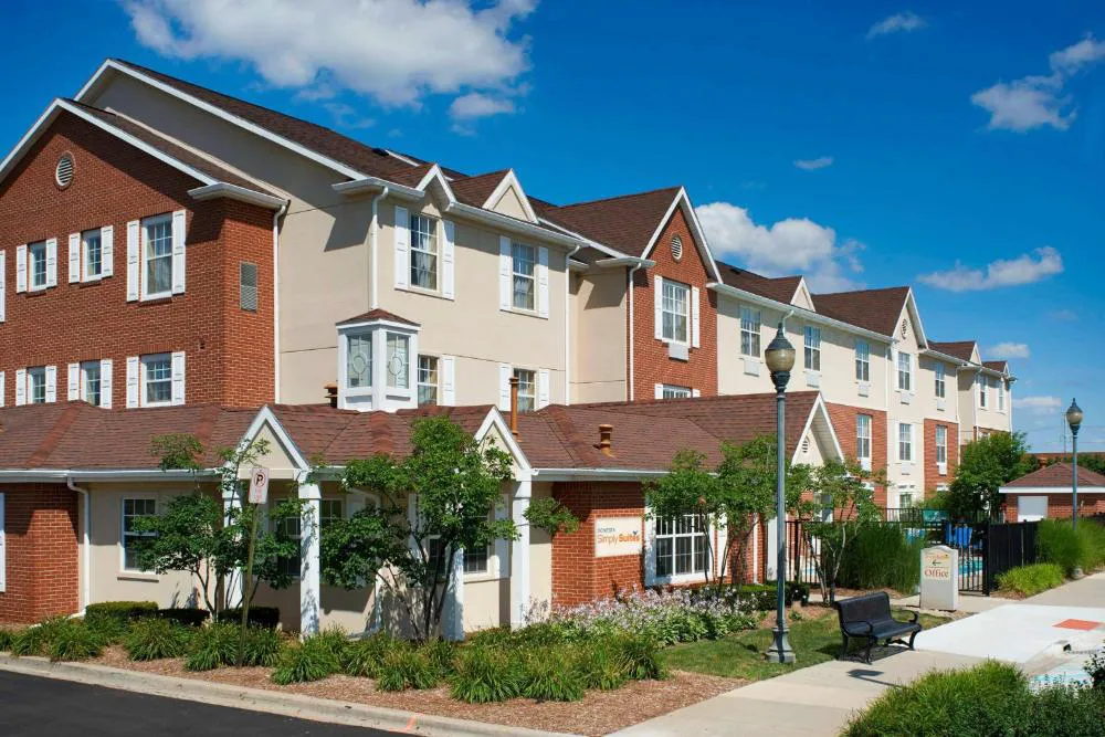 Sonesta Simply Suites Detroit Novi hotel hero