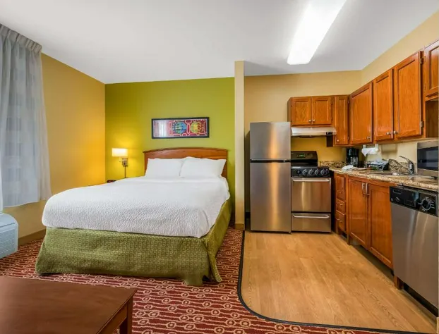 Sonesta Simply Suites Detroit Novi hotel detail image 4