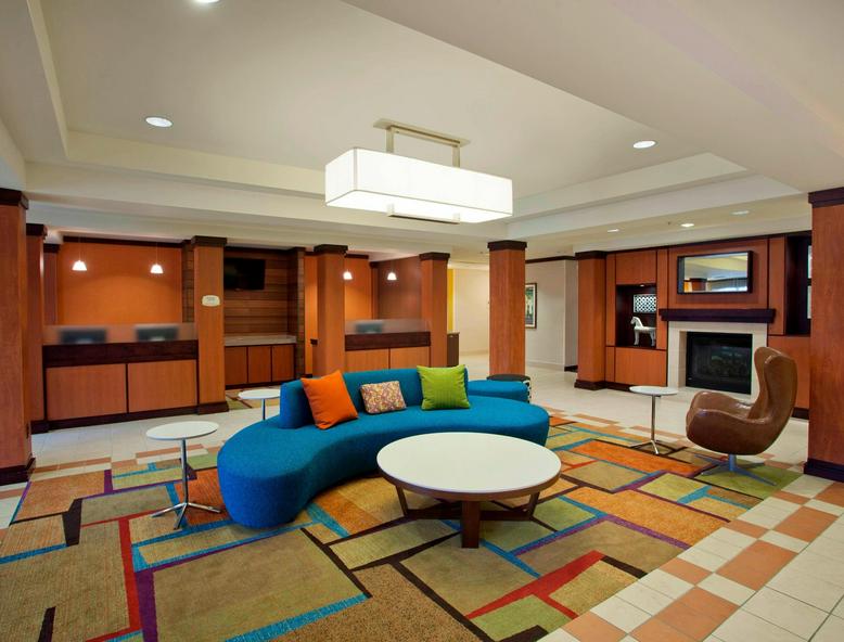 Fairfield Inn & Suites by Marriott Detroit Metro Airport Romulus hotel detail image 1