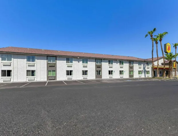 Super 8 by Wyndham Goodyear/Phoenix Area hotel detail image 2