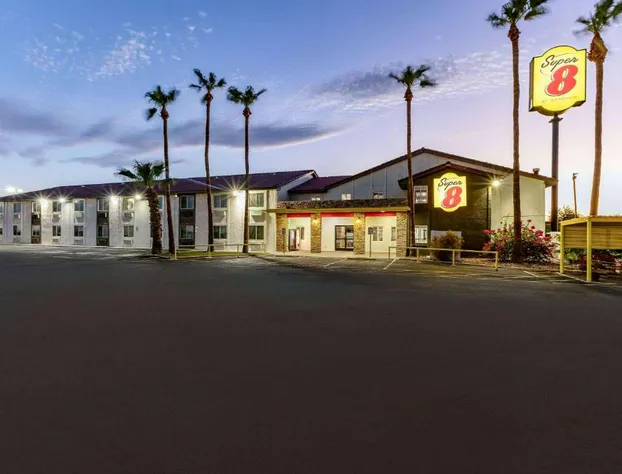 Super 8 by Wyndham Goodyear/Phoenix Area hotel detail image 1