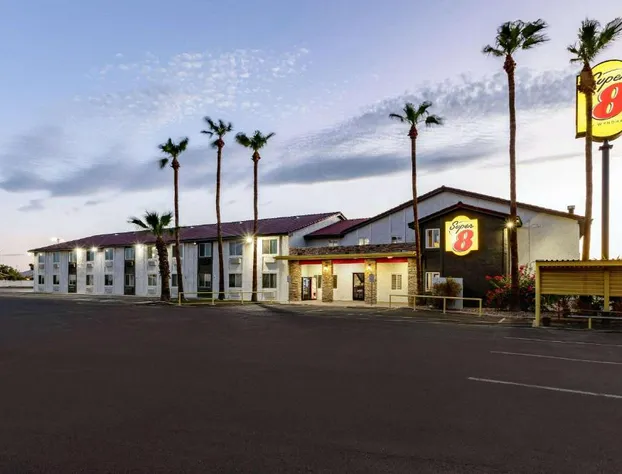 Super 8 by Wyndham Goodyear/Phoenix Area hotel detail image 3