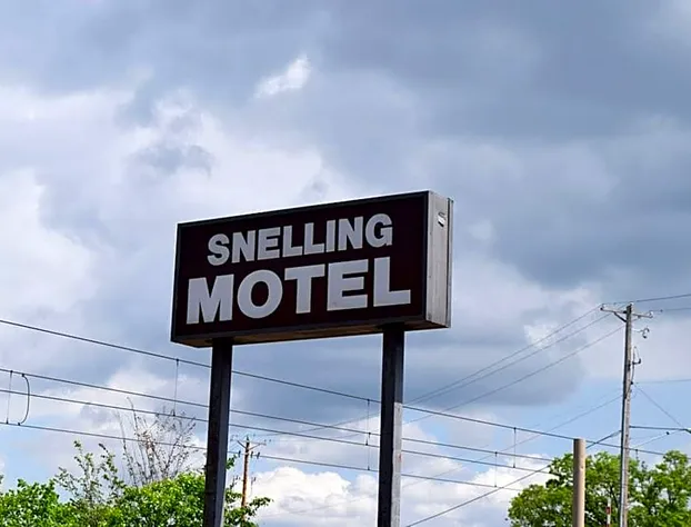 Snelling Motel hotel detail image 1