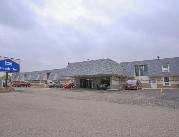 Executive Inn Owatonna Hwy 35 hotel detail image 1