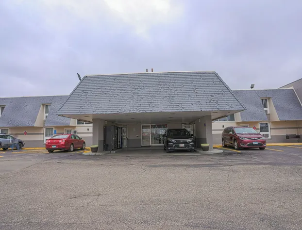 Executive Inn Owatonna Hwy 35 hotel detail image 3