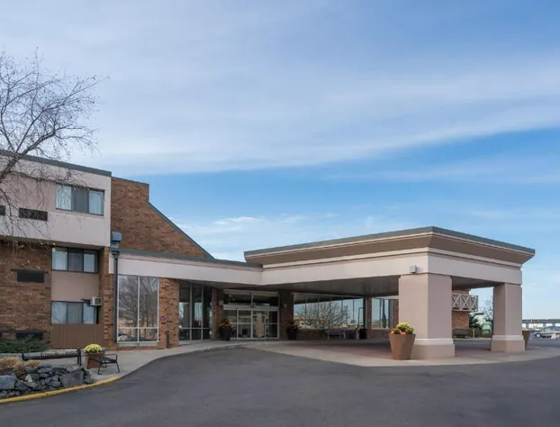 Holiday Inn & Suites St. Cloud by IHG hotel detail image 2