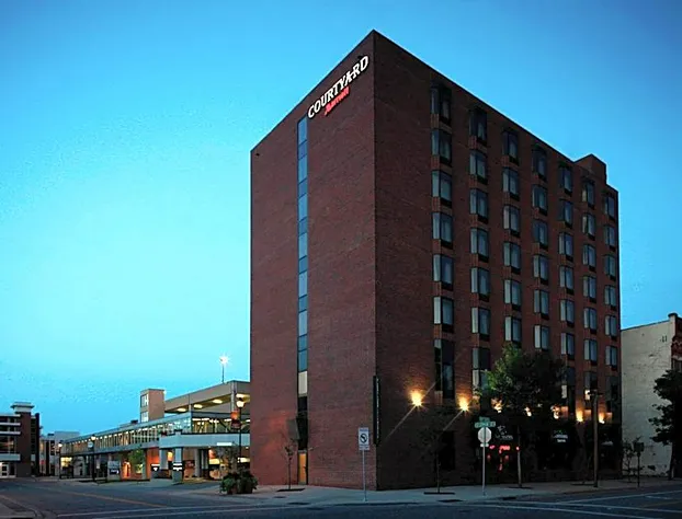Courtyard St. Cloud hotel detail image 3