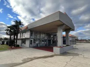 Western Motel hotel hero