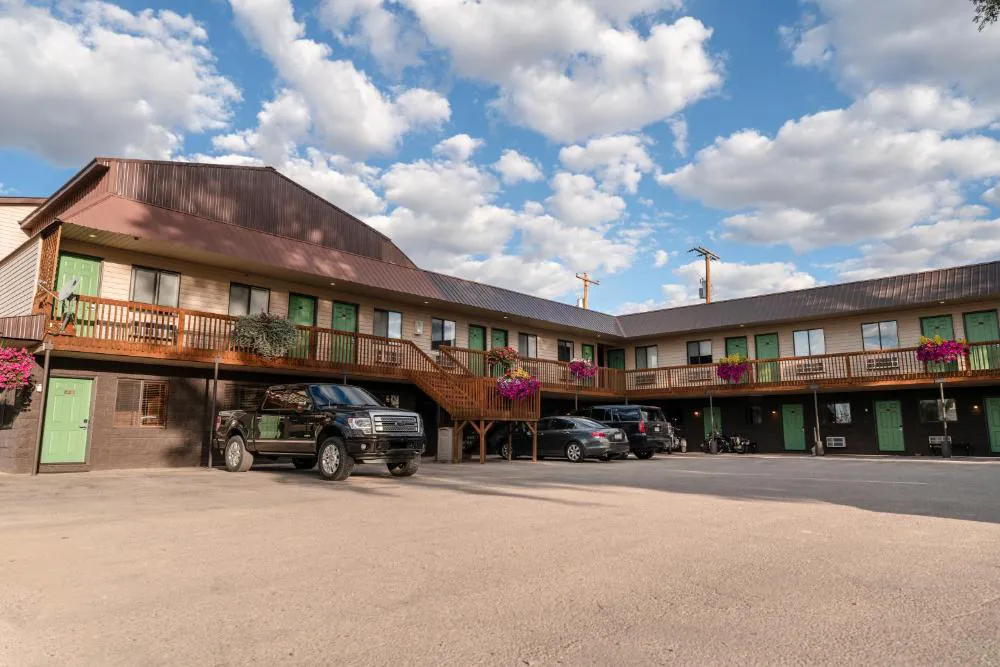 Riviera Motor Lodge hotel hero