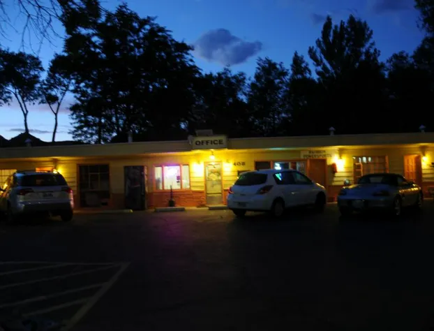 Rainbow Motel hotel detail image 2