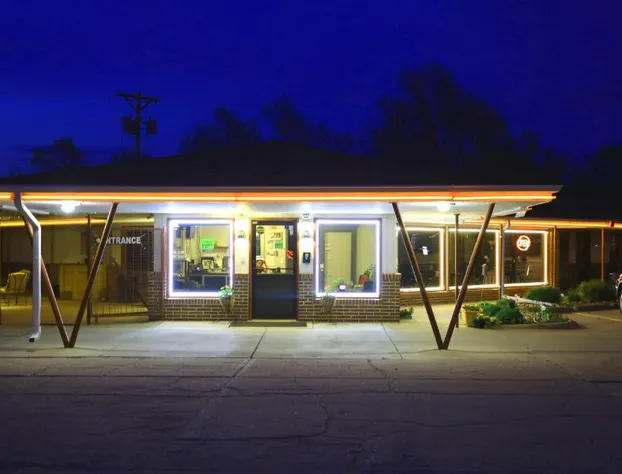 Raine Motel hotel detail image 4