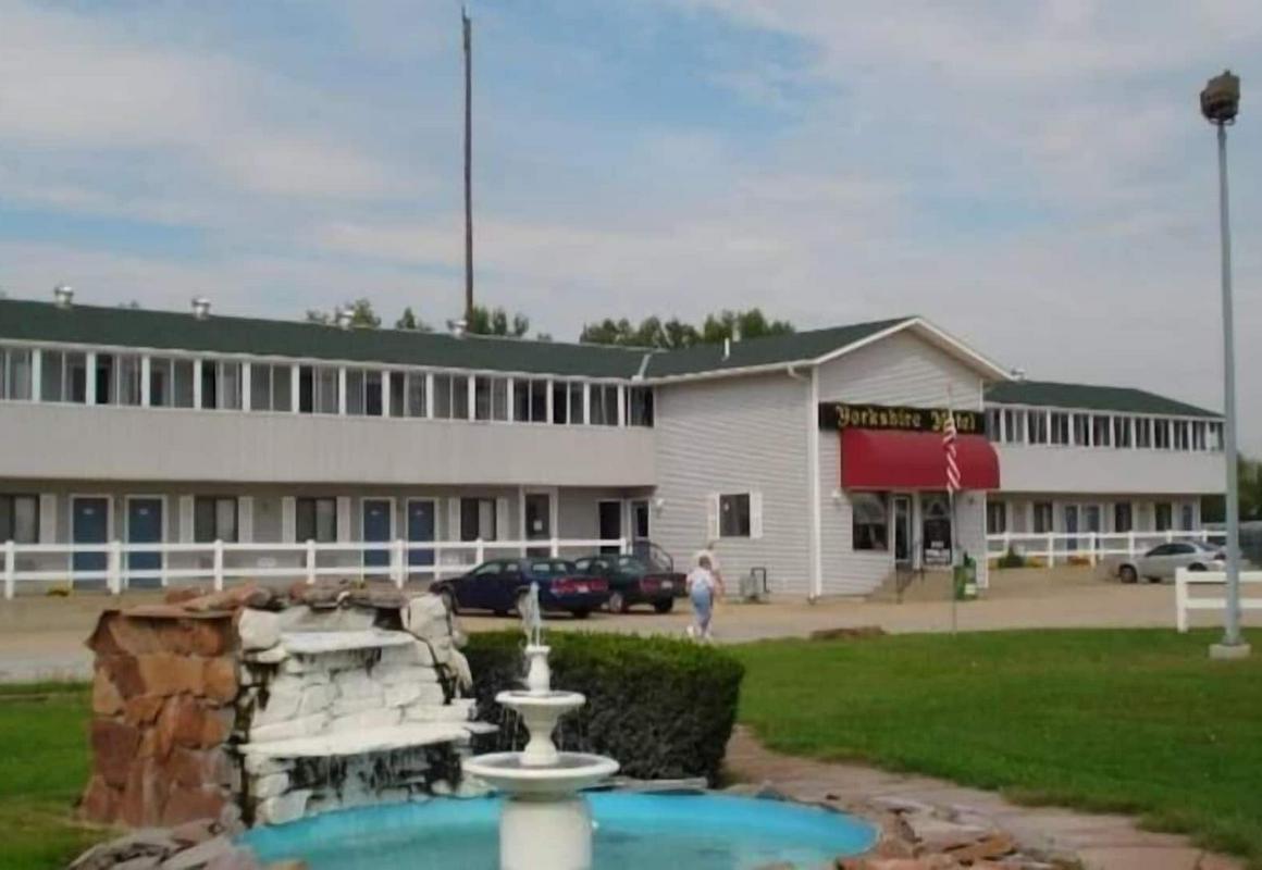Yorkshire Motel hotel hero