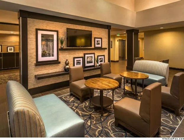 Hampton Inn & Suites Reno hotel detail image 2