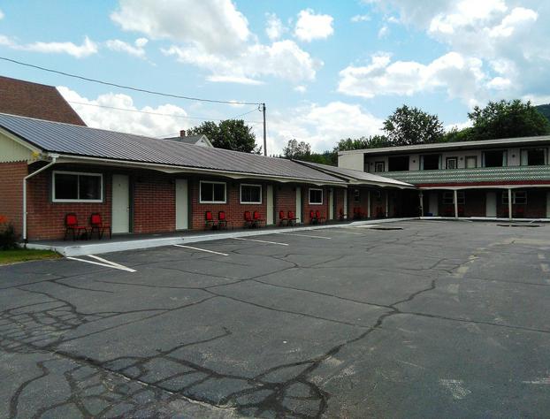 Northern Peaks Motor Inn hotel detail image 1