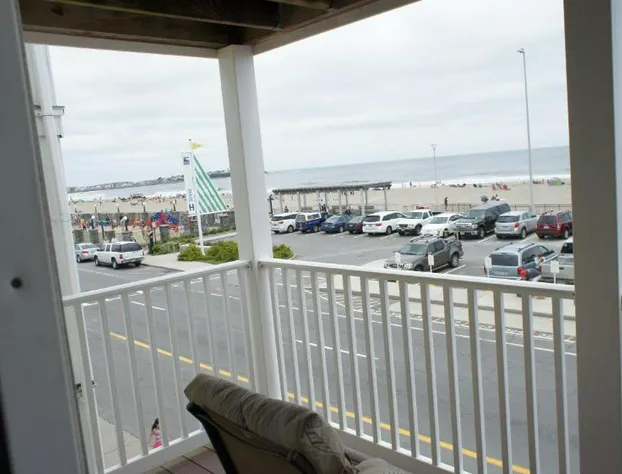 Atlantic Sands hotel detail image 1