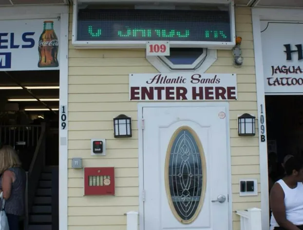 Atlantic Sands hotel detail image 1