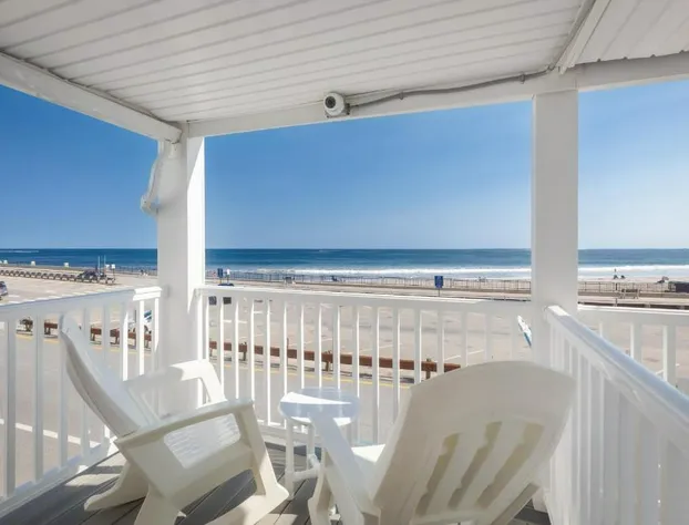 Atlantic Motel hotel detail image 4