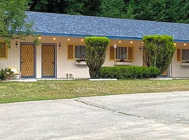 Yankee Trail Motel hotel detail image 1