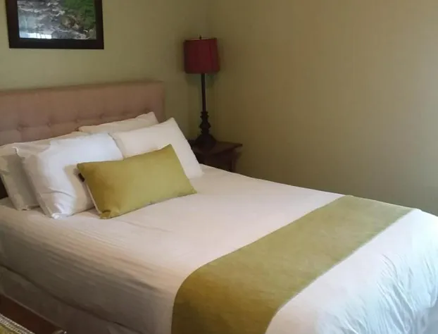 Benjamin Prescott Inn hotel detail image 3