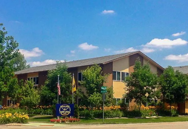 Boulder Twin Lakes Inn hotel detail image 1
