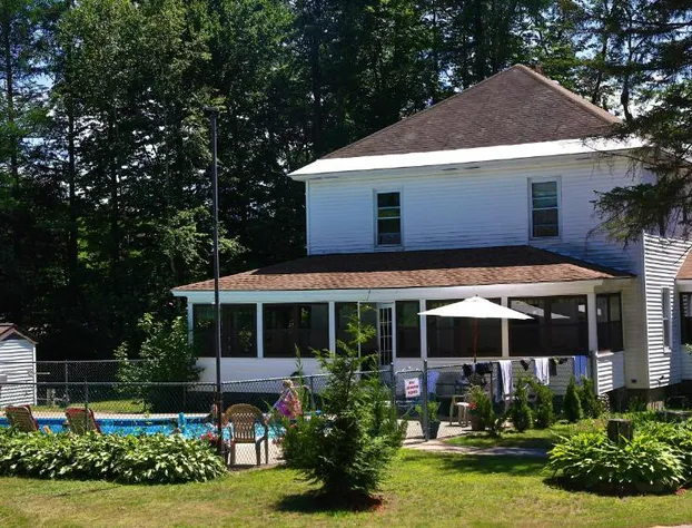 Profile Motel & Cottages hotel detail image 1