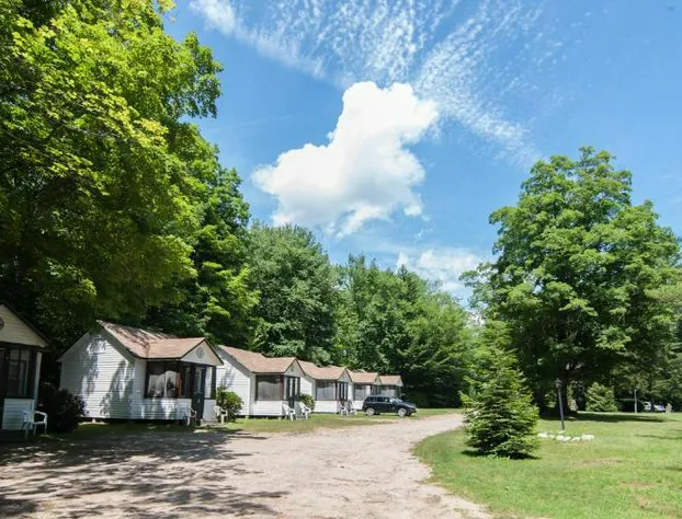 Profile Motel & Cottages hotel detail image 4