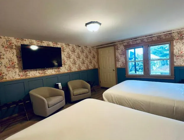 Stonehurst Manor Breakfast & Dinner Included hotel detail image 4