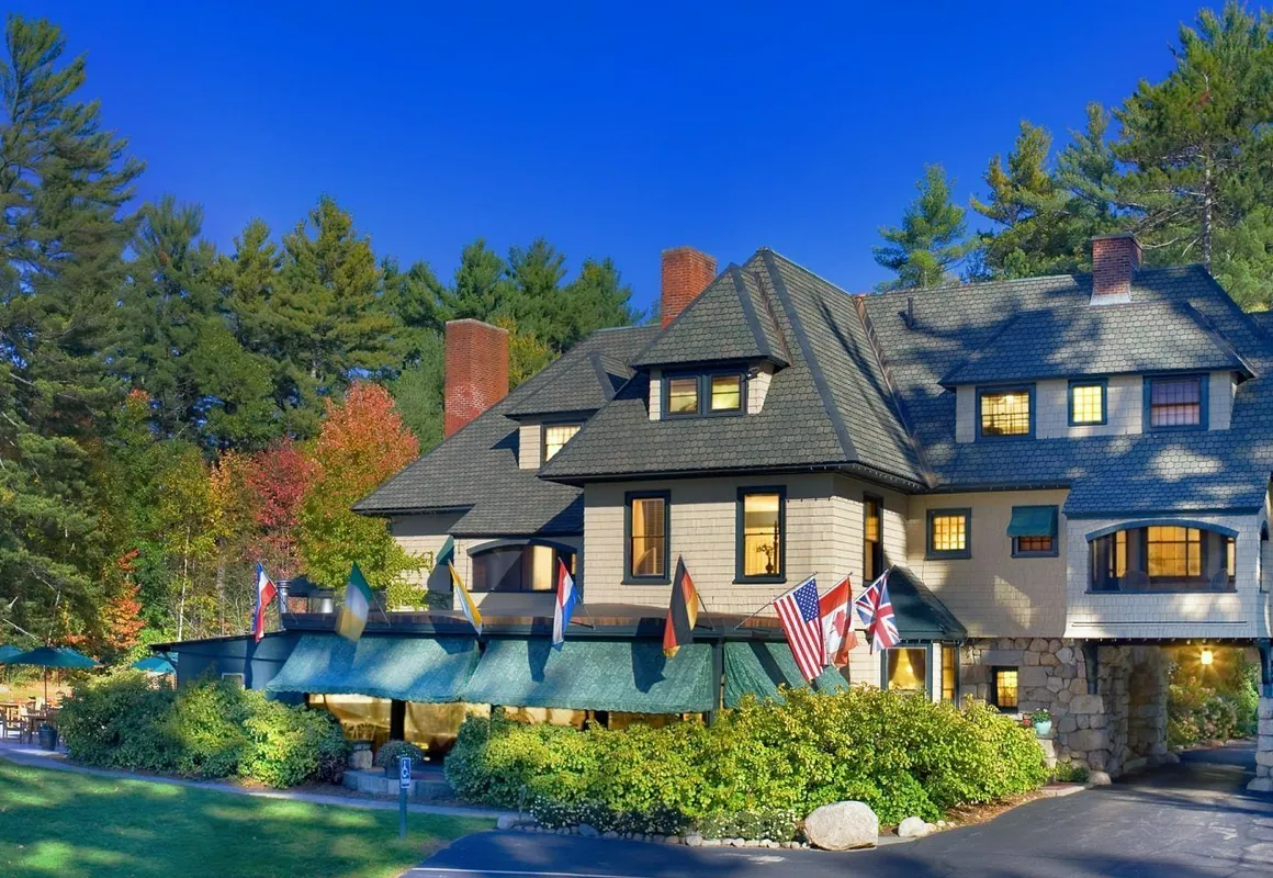 Stonehurst Manor Breakfast & Dinner Included hotel hero