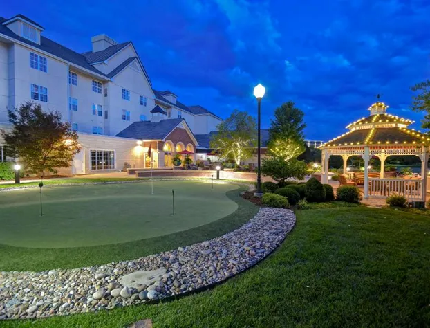 Homewood Suites by Hilton at The Waterfront hotel detail image 1