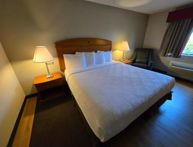 Fulton Hotel - Oswego Riverfront hotel detail image 4